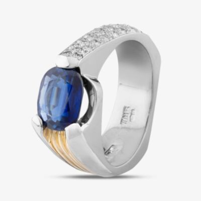 Pre-Owned Platinum Oval Cut Sapphire & Brilliant Cut Diamond Dress Ring 43361030