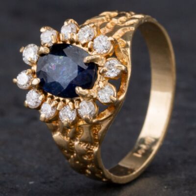 Pre-Owned 9ct Yellow Gold Diamond & Sapphire Oval Cluster Ring 4336263