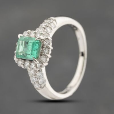 Pre-Owned Platinum 0.97ct Emerald Cut Emerald & 0.66ct Brilliant Cut Diamond Cluster Ring 43371054