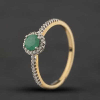 Pre-Owned 9ct Yellow Gold 0.35ct Emerald & 0.11ct Diamond Round Cluster Ring 43371085