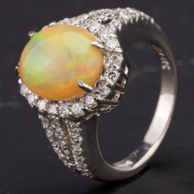 Pre-Owned 14ct White Gold Oval Cabochon Cut 2.97ct Opal & 0.80ct Diamond Ring 4338019