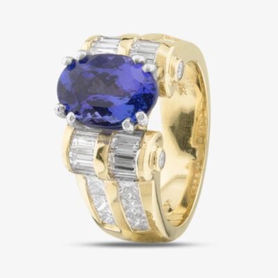 Pre-Owned 14ct Yellow Gold Oval Cut Tanzanite & Diamond Dress Ring 43411004