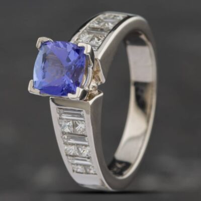 Pre-Owned 14ct White Gold 1.11ct Tanzanite & Diamond Dress Ring 43411006