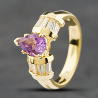 Pre-Owned 18ct Yellow Gold Pear Shaped Amethyst & Baguette Cut Diamond Dress Ring 43421003