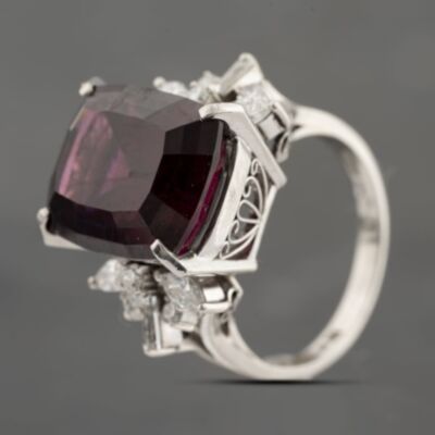 Pre-Owned Platinum 13.83ct Cushion Shape Garnet & 0.40ct Diamond Dress Ring 43471007