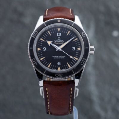 Pre-Owned OMEGA Mens Seamaster 300 Black Dial Brown Leather Strap Watch 23332412101002