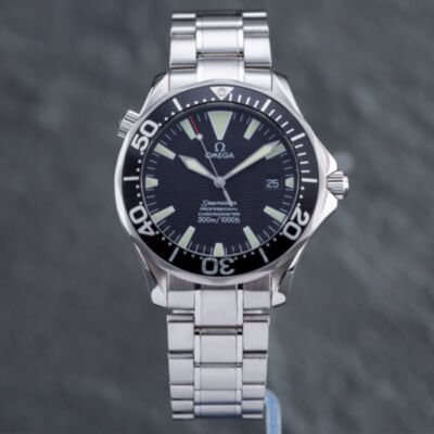 Pre-Owned OMEGA Mens Seamaster Black Dial Silver Bracelet Watch 22545000