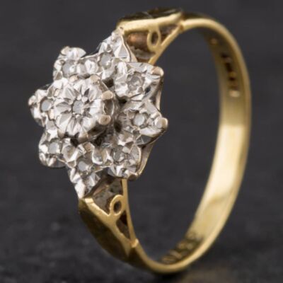 Pre-Owned 18ct Yellow Gold Brilliant Cut Diamond Cluster Ring 4538031