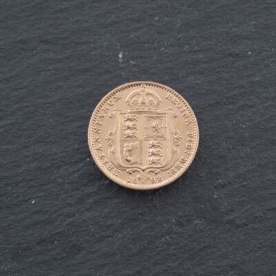 Pre-Owned 22ct Yellow Gold 1892 Queen Victoria Shield Back Half Sovereign Coin 47011229