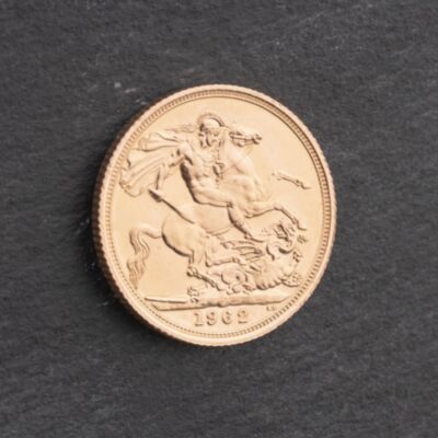 Pre-Owned 22ct Yellow Gold 1962 Queen Elizabeth II Full Sovereign Coin 47021188