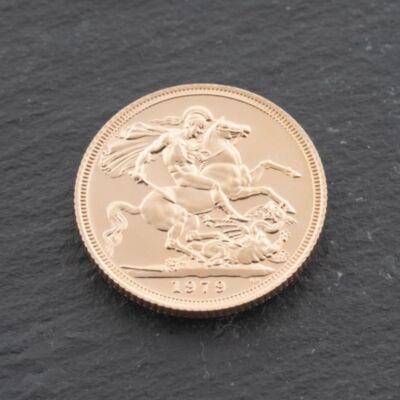 Pre-Owned 22ct Yellow Gold 1979 Queen Elizabeth Full Sovereign Coin 47021295