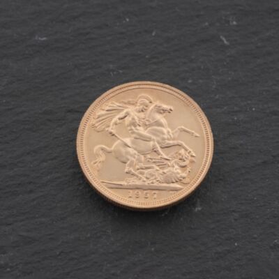 Pre-Owned 22ct Yellow Gold Queen Elizabeth II 1957 Full Sovereign Coin 47021310