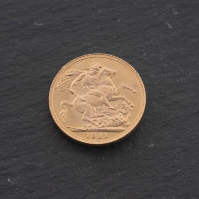 Pre-Owned 22ct Yellow Gold King George V 1911 Full Sovereign Coin 47021315