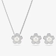 Swarovski Ariana Grande x Swarovski Pearl Flower Jewellery Set 5749180