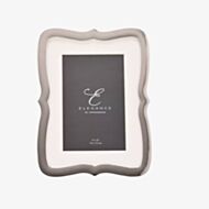 Wavy Edged 4x6 Silver Photo Frame FS79146