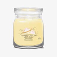 Yankee Candle Vanilla Cupcake Signature Medium Jar Candle 1630003E