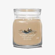 Yankee Candle Amber & Sandalwood Signature Medium Jar Candle 1630016E