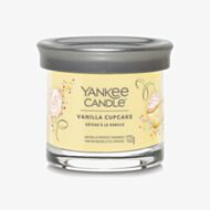 Yankee Candle Vanilla Cupcake Small Tumbler Candle 2654106E