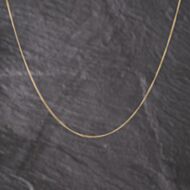 Pre-Owned 9ct Yellow Gold Fine 18 Inch Curb Chain 41021684
