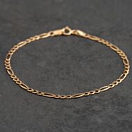 Pre-Owned 9ct Yellow Gold 7 Inch Figaro Chain Bracelet 41051118
