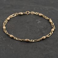Pre-Owned 9ct Yellow Gold Bead 7.5 Inch Figaro Chain Bracelet 41061314