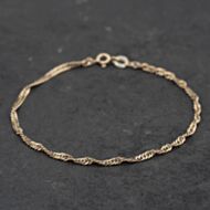 Pre-Owned 9ct Yellow Gold Twisted 7.5 Inch Curb Chain Bracelet 41061367