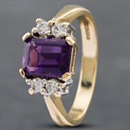 Pre-Owned 9ct Yellow Gold Amethyst & Cubic Zirconia Dress Ring 41102354