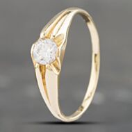 Pre-Owned 9ct Yellow Gold Cubic Zirconia Dress Ring 41102493