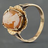Pre-Owned 9ct Yellow Gold Cameo Scollop Edged Dress Ring 41102715