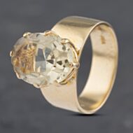 Pre-Owned 9ct Yellow Gold Green Quartz Large Oval Dress Ring 41102872