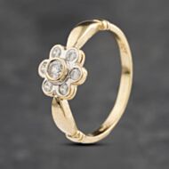 Pre-Owned 9ct Yellow Gold Cubic Zirconia Flower Cluster Ring 41103072