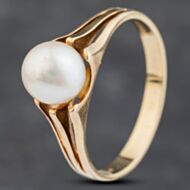 Pre-Owned 9ct Yellow Gold Cultured Pearl Dress Ring 41103177