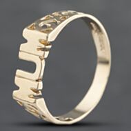Pre-Owned 9ct Yellow Gold Mum Signet Ring 41103320