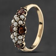 Pre-Owned 9ct Yellow Gold Garnet & Seed Pearls Dress Ring 41103352