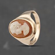 Pre-Owned 9ct Yellow Gold Cameo Oval Dress Ring 41103529