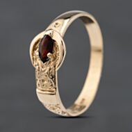 Pre-Owned 9ct Yellow Gold Garnet Set Engraved Buckle Ring 41103559