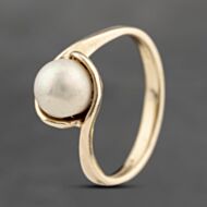 Pre-Owned 9ct Yellow Gold Cultured Pearl Dress Ring 41103637