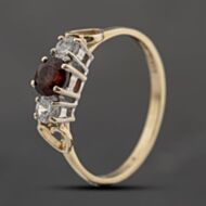 Pre-Owned 9ct Yellow Gold Garnet & Cubic Zirconia Heart Shoulders Three Stone Ring 41103681