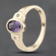 Pre-Owned 9ct Yellow Gold Amethyst Oval Three Stone Ring 41103778