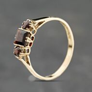 Pre-Owned 9ct Yellow Gold Garnet Three Stone Ring 41104154