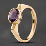 Pre-Owned 9ct Yellow Gold Amethyst Rubover Set Oval Dress Ring 41104229