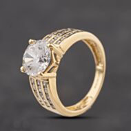 Pre-Owned 14ct Yellow Gold Cubic Zirconia Shoulder Set Solitaire Ring 41104305