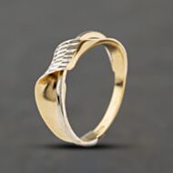 Pre-Owned 9ct Two Colour Gold Twist Dress Ring 41104419