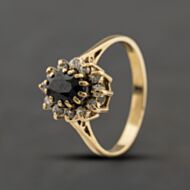 Pre-Owned 9ct Yellow Gold Sapphire & Cubic Zirconia Oval Cluster Ring 41104433