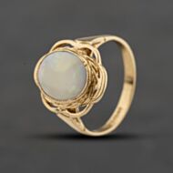 Pre-Owned 9ct Yellow Gold Opal Oval Scalloped Edge Dress Ring 41104443