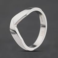 Pre-Owned 9ct White Gold Flat Half Wishbone Ring 41104616