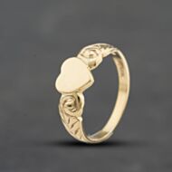 Pre-Owned 9ct Yellow Gold Heart Signet Ring 41104699