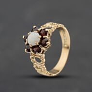 Pre-Owned 9ct Yellow Gold Opal Flower Cluster Ring 41104742