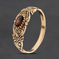 Pre-Owned 9ct Yellow Gold Garnet Dress Ring 41104855