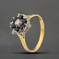 Pre-Owned 18ct Yellow Gold Sapphire & Brilliant Cut Diamond Cluster Ring 41121019